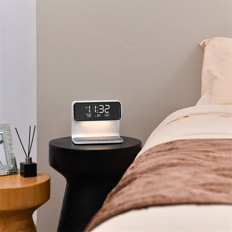 3-in-1 Bedside Lamp with Wireless Charging – Elegant Lighting for Cozy Nights 6