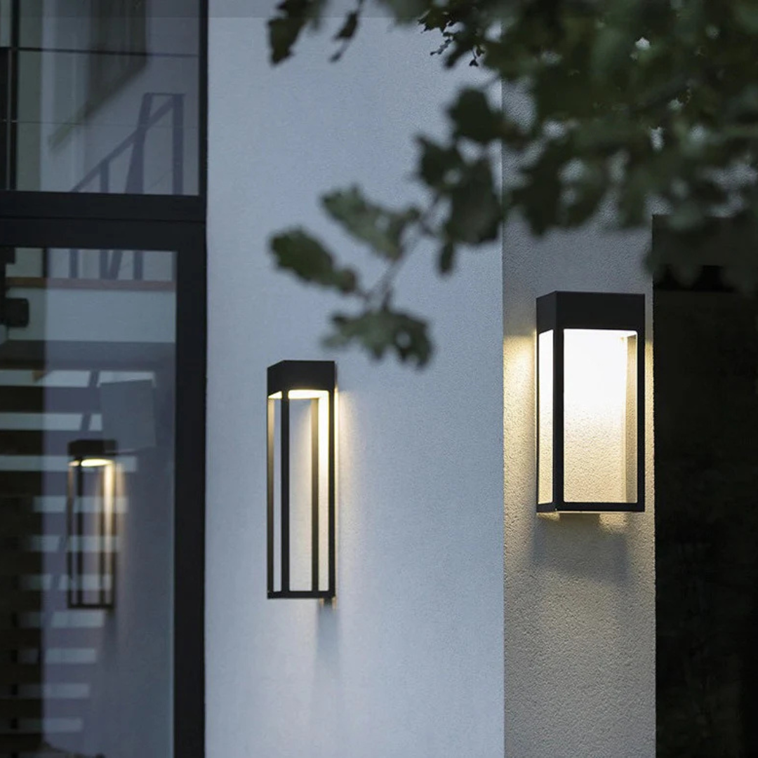 Alcane LED Solar Outdoor Wall Light – Elegant Illumination for Your Garden 1