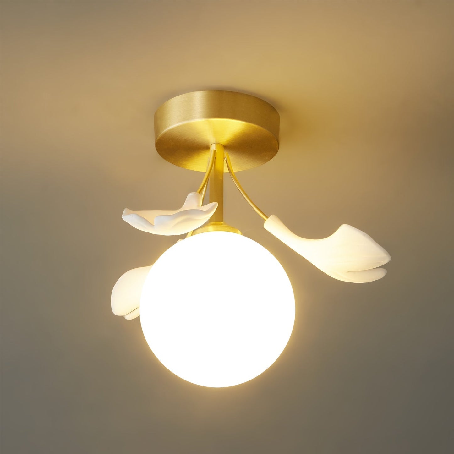 Allanie Gingko Ceiling Lamp – Unique Leaf Design for Serene Illumination 2
