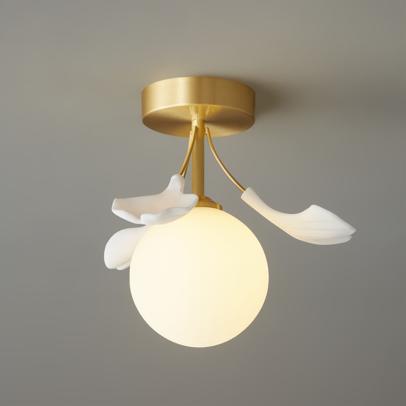 Allanie Gingko Ceiling Lamp – Unique Leaf Design for Serene Illumination 3
