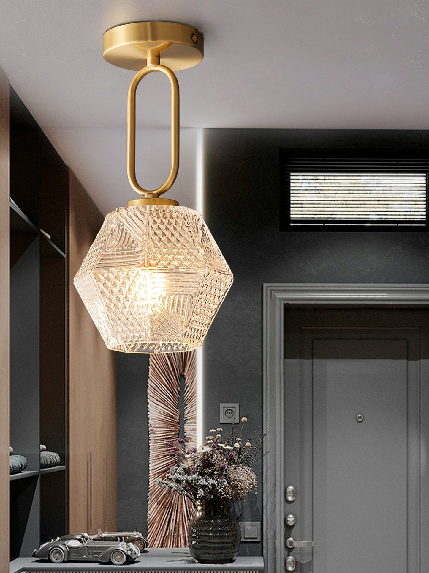 Art Deco Ceiling Light Fixture – Elegant Design with Unique Light Reflection 7
