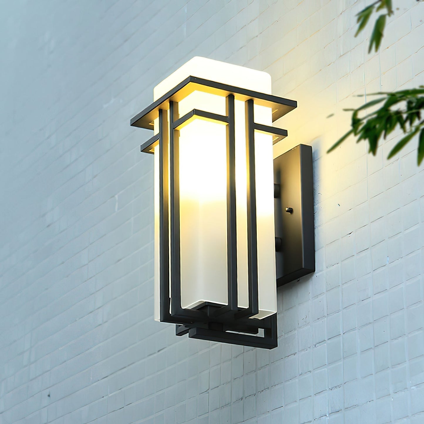 Arvina Outdoor Wall Lamp – Timeless Elegance for Charming Spaces 8