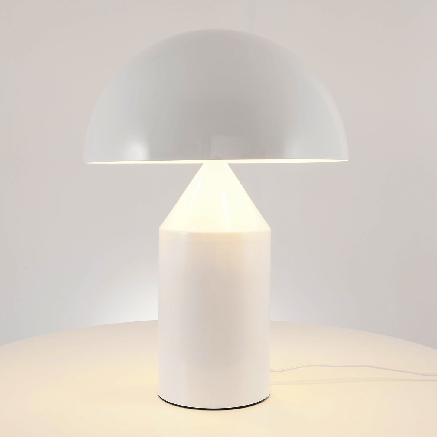 Atollo Metal Table Lamp – Contemporary Design for Modern Spaces 3