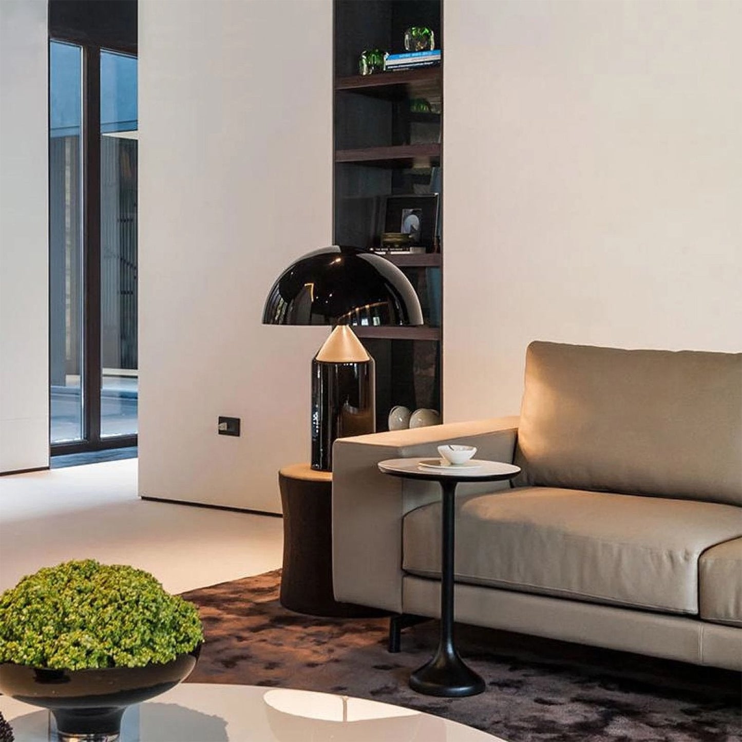 Atollo Metal Table Lamp – Contemporary Design for Modern Spaces 6