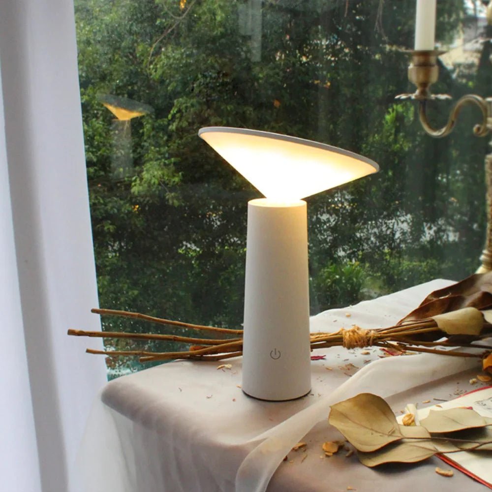 Aurora Table Lamp – Cordless Design with Modern Aesthetics 2