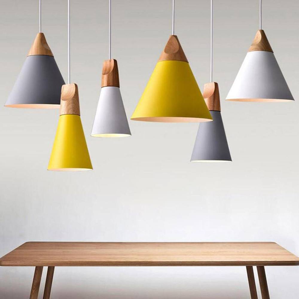 Bardais Wood Pendant Lamp – Stylish Glow for Cozy Spaces 1