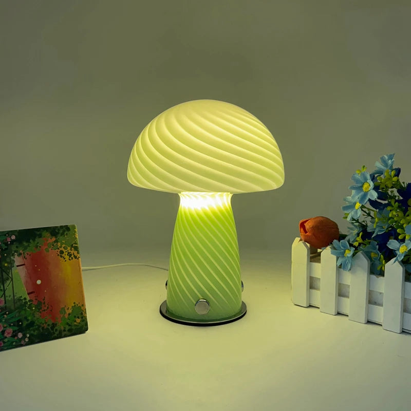 Bauhaus Table Lamp – Elegant Design for Cozy Vibes 2