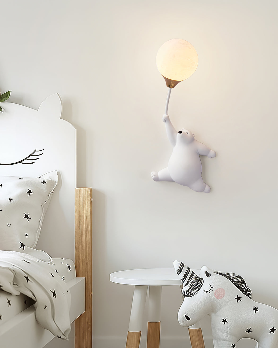 Bear Balloon Wall Lamp – Whimsical Light for Cozy Spaces 4