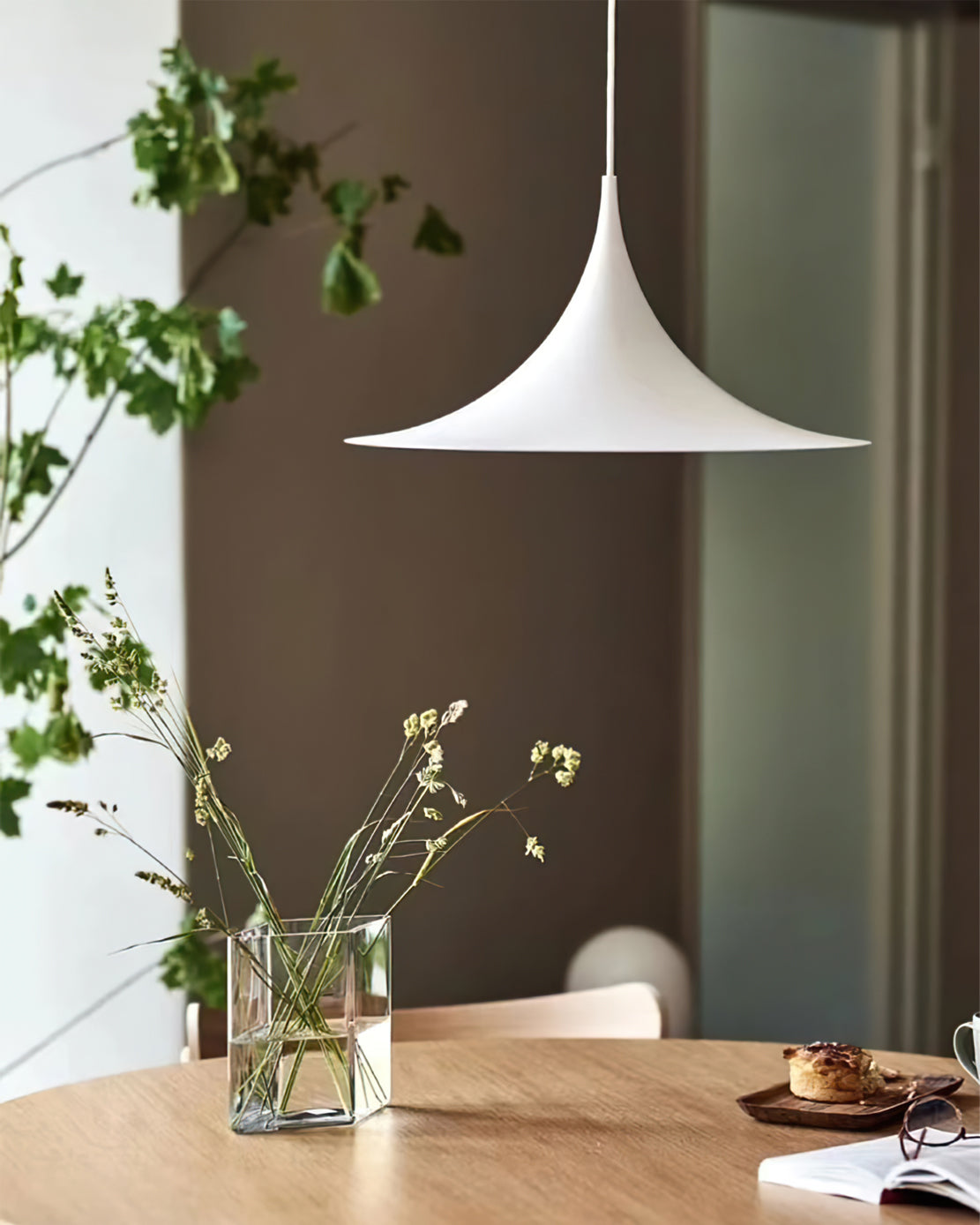 Black Pendant Light – Elegant Design for Stylish Spaces 7