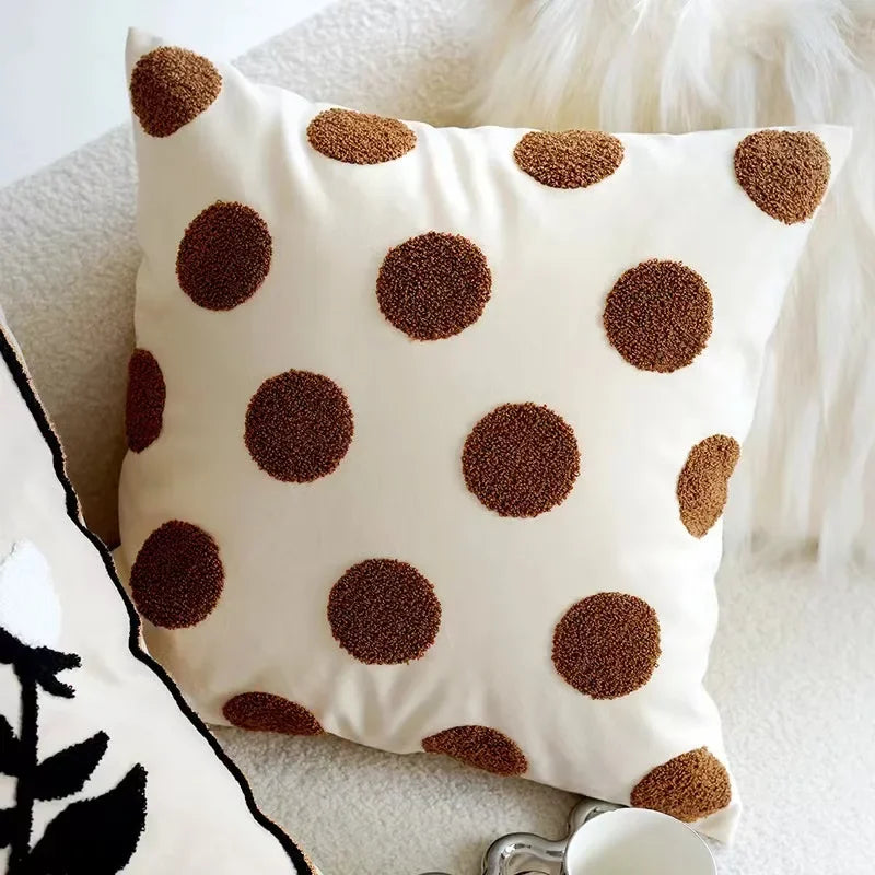 Brauner Vintage Nordic Pillow Covers – Timeless Elegance for Any Room 19