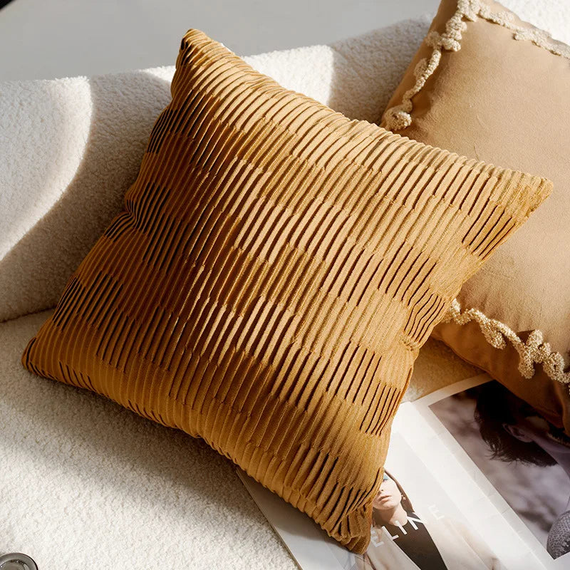 Brauner Vintage Nordic Pillow Covers – Timeless Elegance for Any Room 9