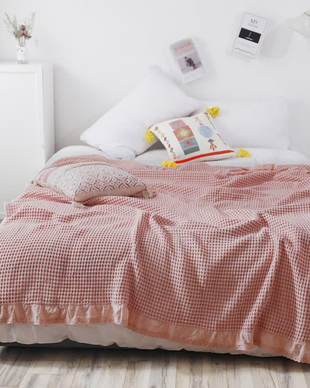 Château Haven Litter Ceiling – Charming Waffle Texture for Cozy Vibes 2