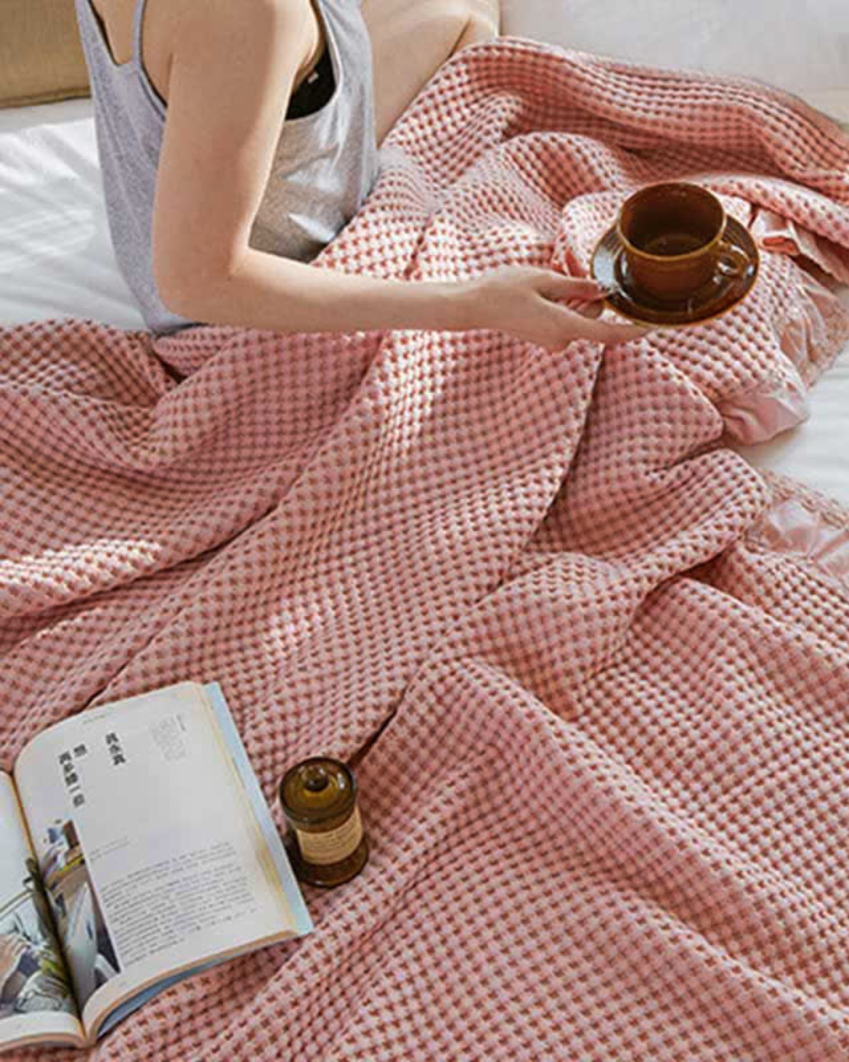 Château Haven Litter Ceiling – Charming Waffle Texture for Cozy Vibes 3