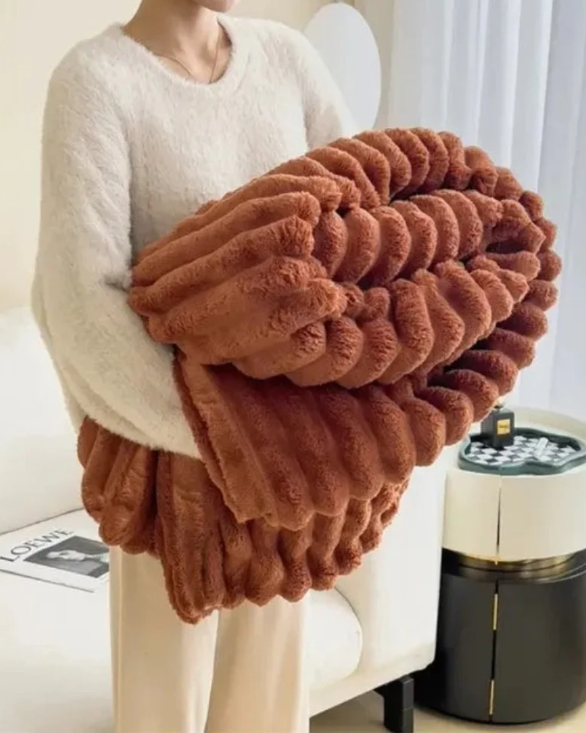 Chice Plush Thermal Blanket – Luxurious Warmth for Cozy Evenings 6