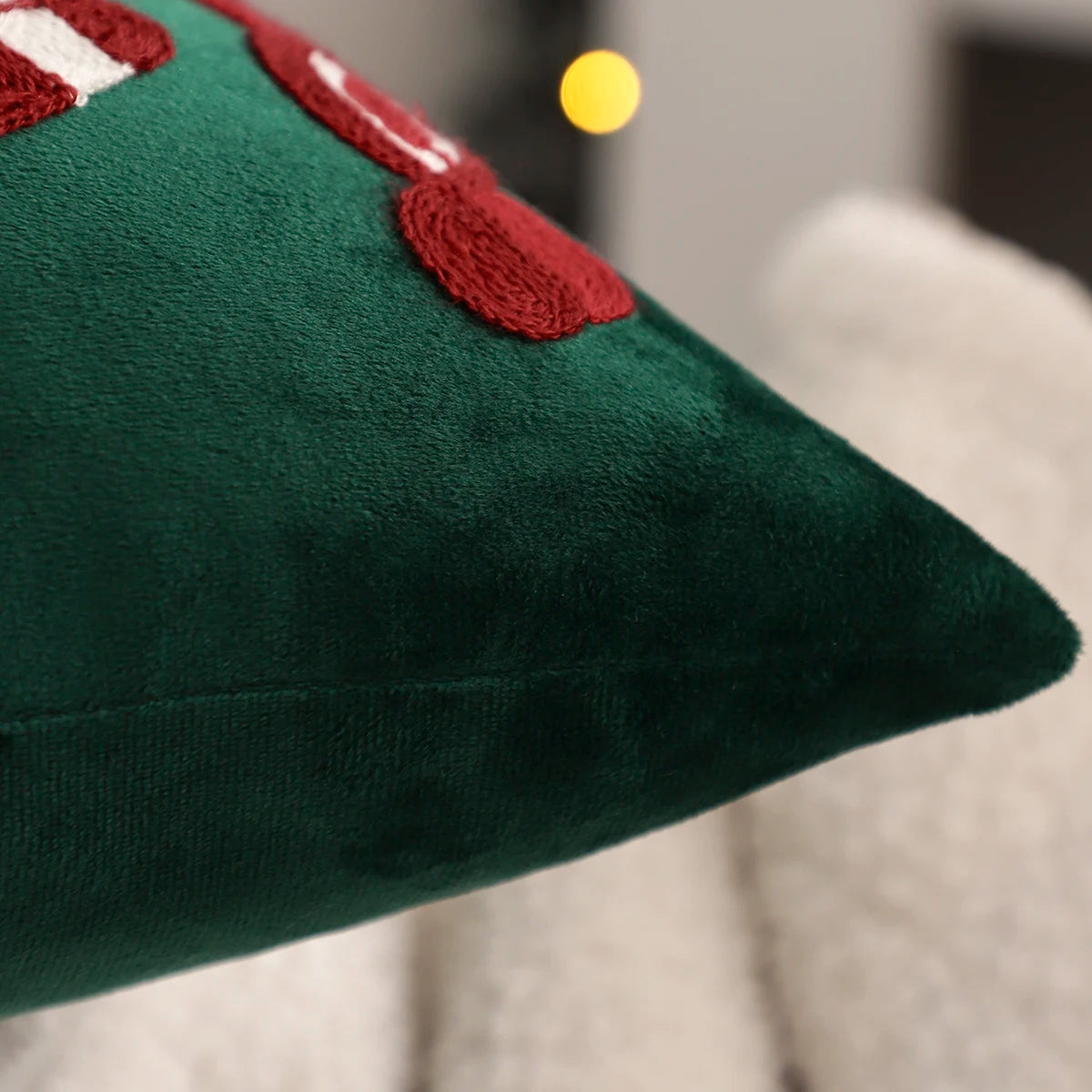Christmas Cushion Cover With Snowflakes – Luxurious Velvet For A Festive Touch 8