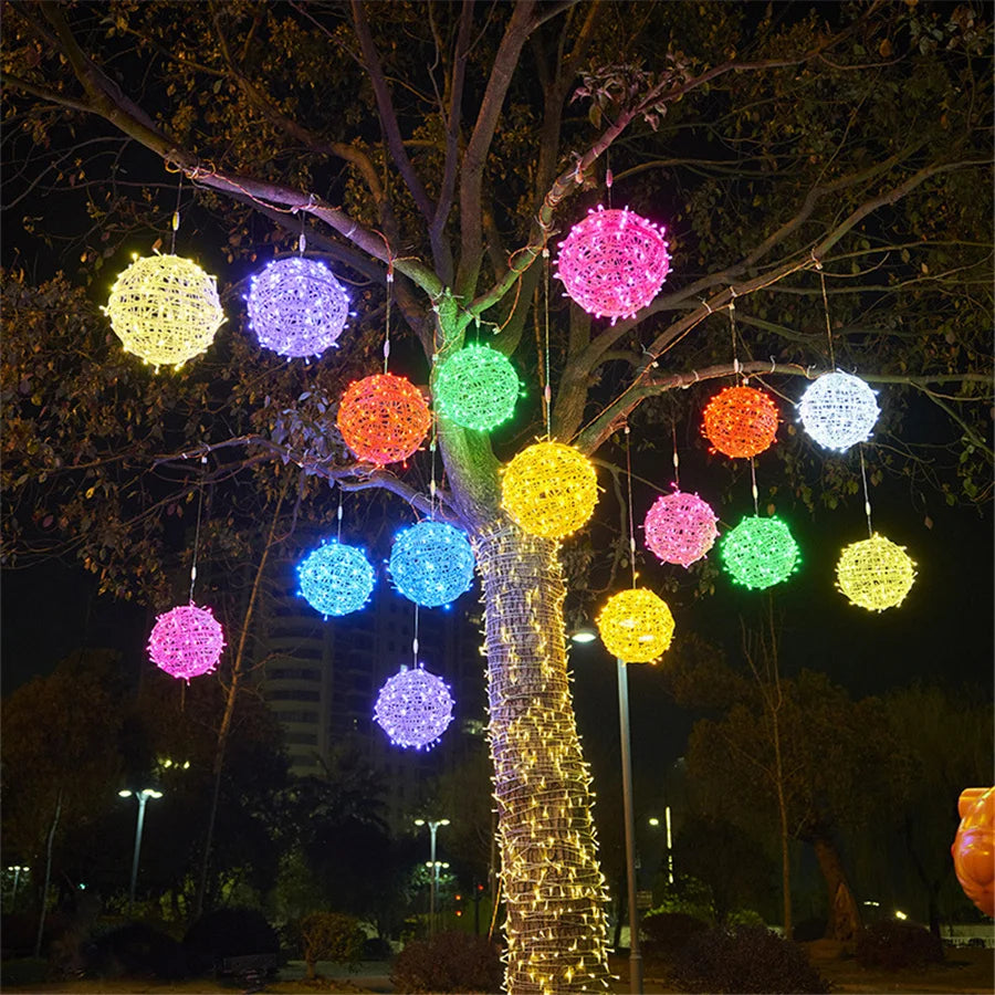 Christmas LED Rattan Ball Garland – Festive Glow for Outdoor Gatherings 2