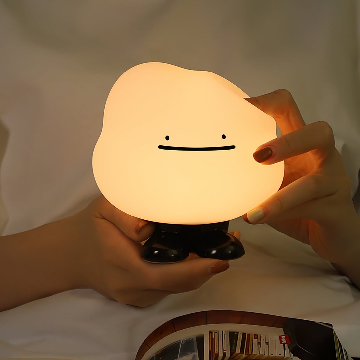 Cloud Night Table Lamp – Cordless Design for Cozy Evenings 5