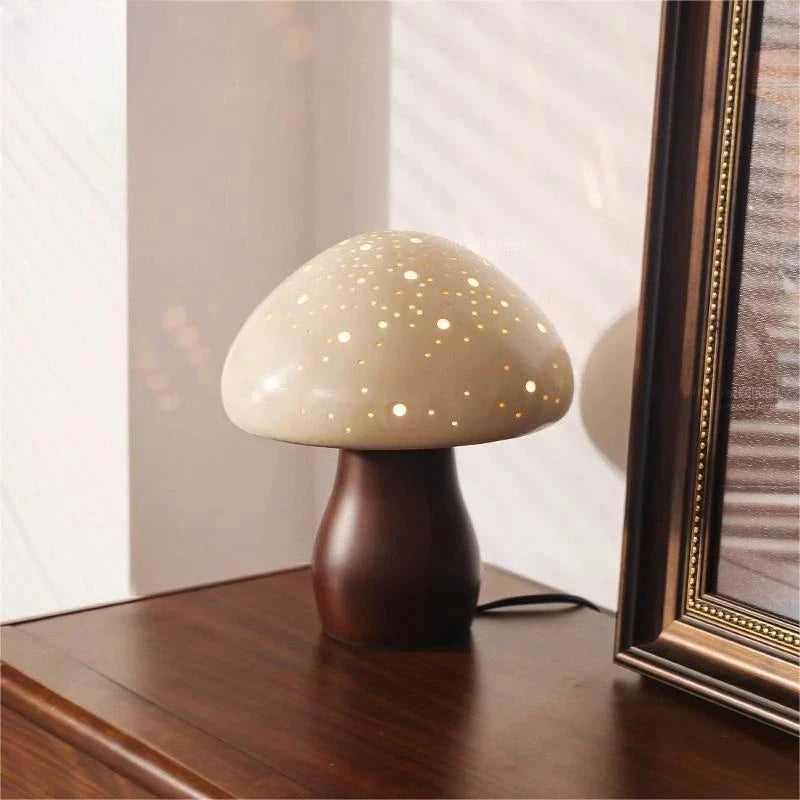 Creative Table Lamp Mushroom Shape – Stylish Accent for Cozy Spaces 3