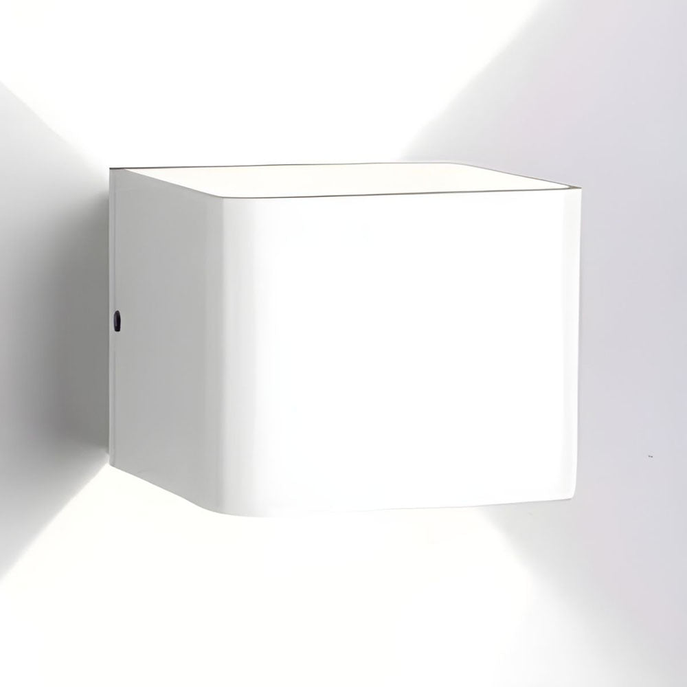 Cubbon Wall Lamp – Modern LED Sconce Light for Contemporary Spaces 3