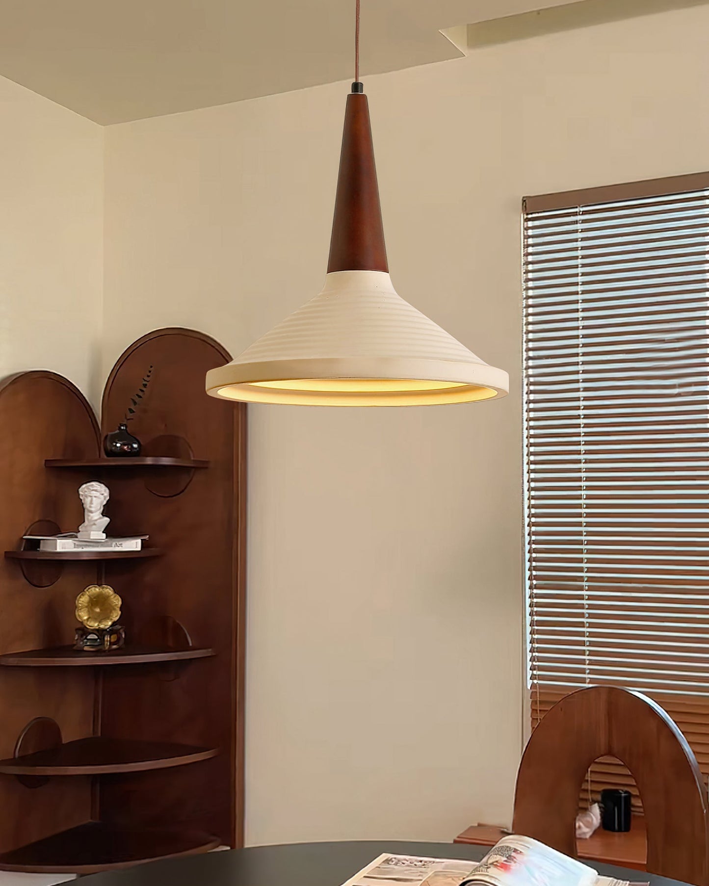 Doherty Pendant Light – Natural Elegance for Stylish Spaces 5