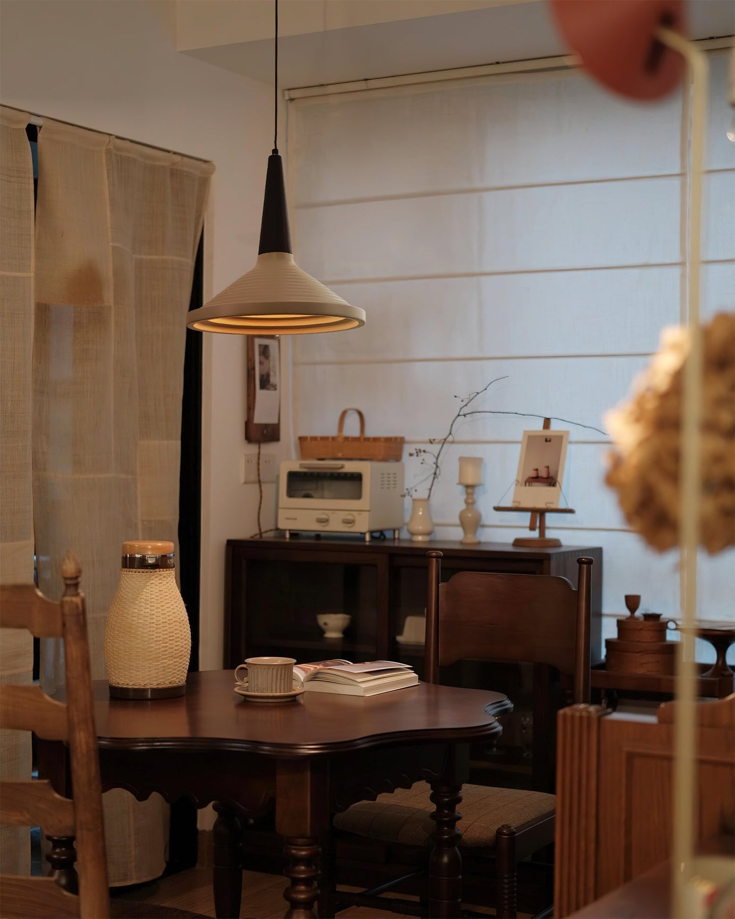 Doherty Pendant Light – Natural Elegance for Stylish Spaces 8