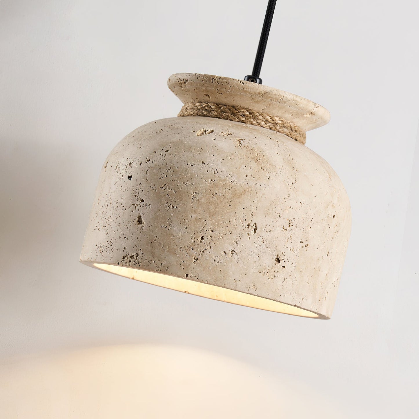 Easton Pendant Light – Elegant Design with Natural Materials 2
