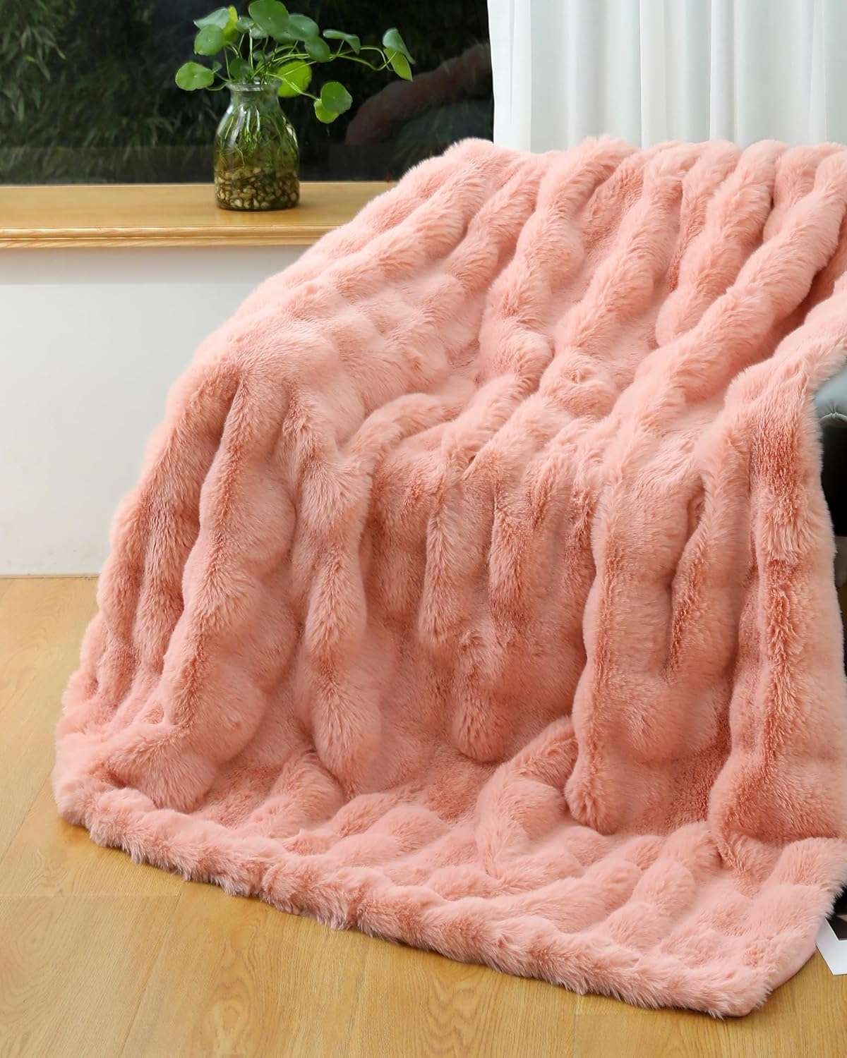 **Étoffe Cloud Wool Blanket – Cozy Luxury for Every Space** 10