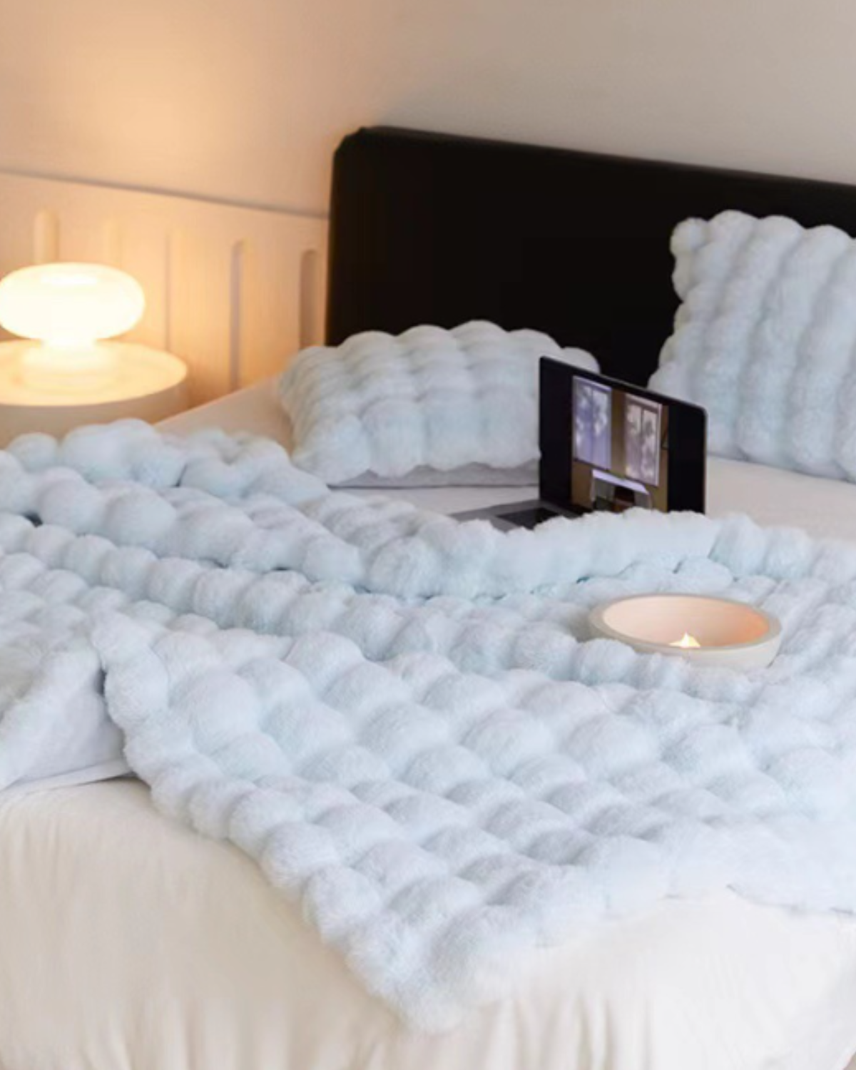 **Étoffe Cloud Wool Blanket – Cozy Luxury for Every Space** 4