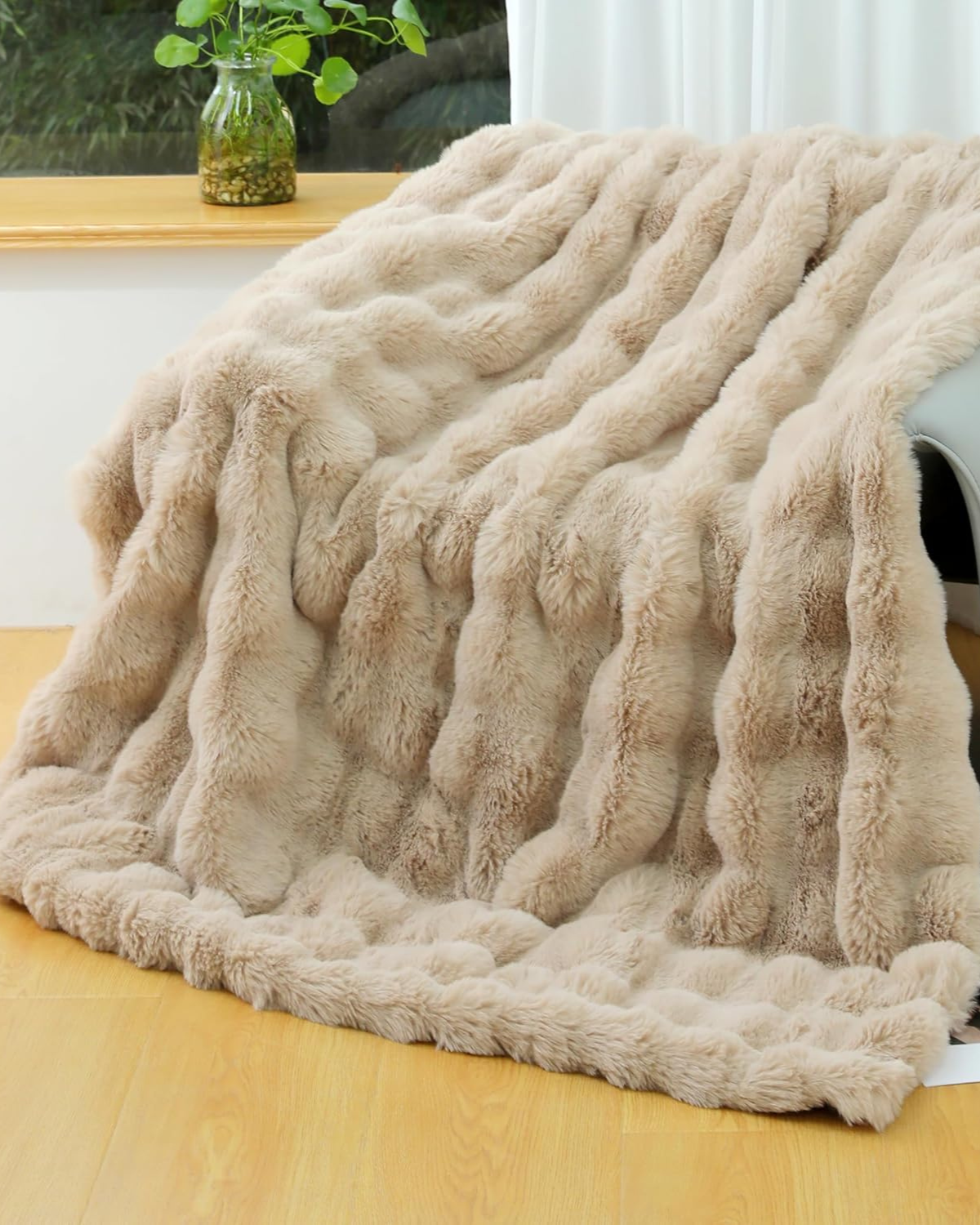 **Étoffe Cloud Wool Blanket – Cozy Luxury for Every Space** 6