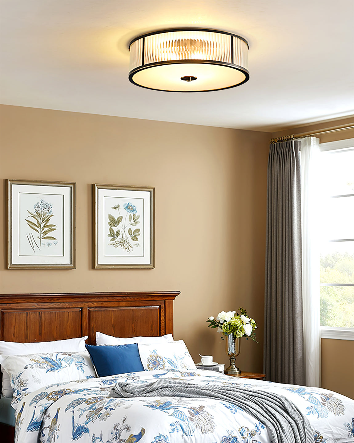 Geneva Ceiling Lamp – Vintage Elegance for Cozy Spaces 8