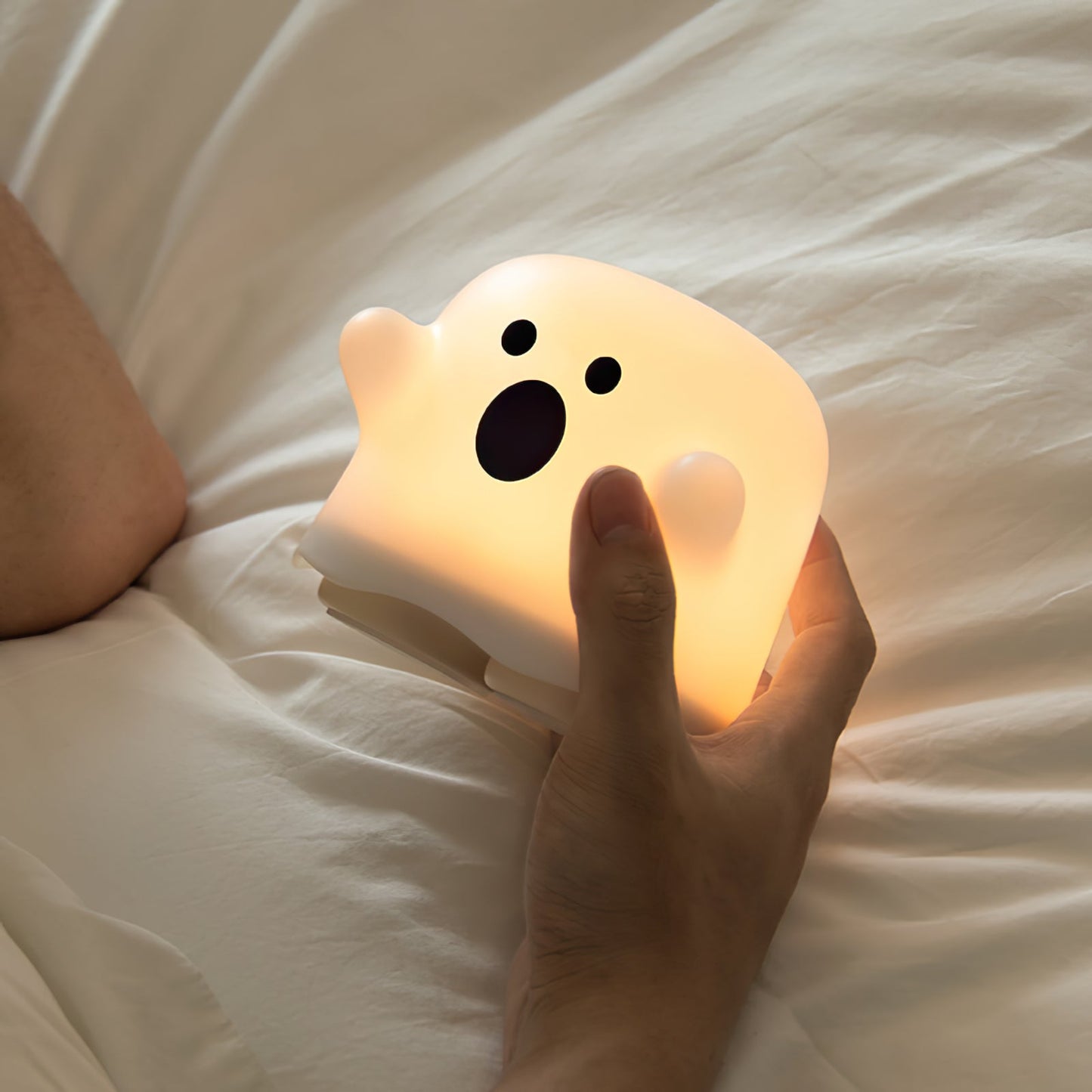 Ghost Table Lamp – Cordless Design for Effortless Elegance 2