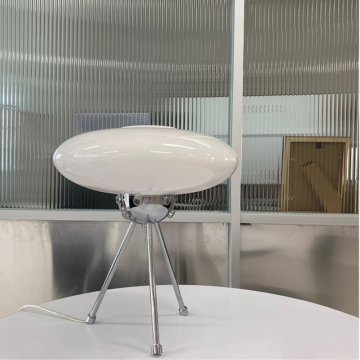 Glass UFO Table Lamp – Contemporary Elegance with Warm Glow 3