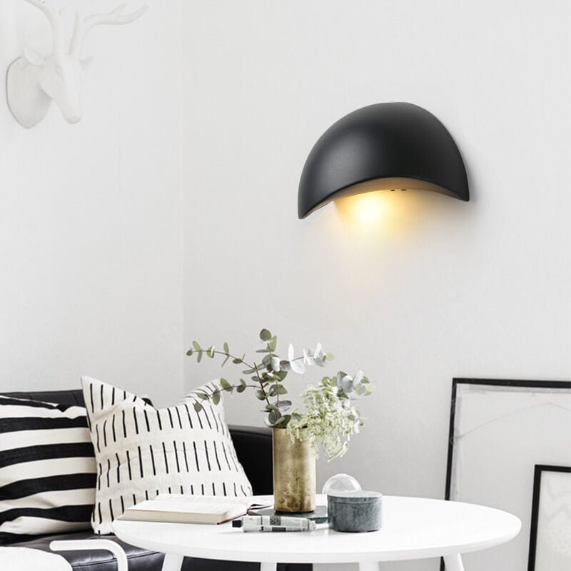 HalfGround LED Wall Lamp – Sleek Style with Versatile Illumination 2