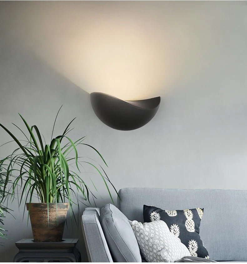 HalfGround LED Wall Lamp – Sleek Style with Versatile Illumination 8