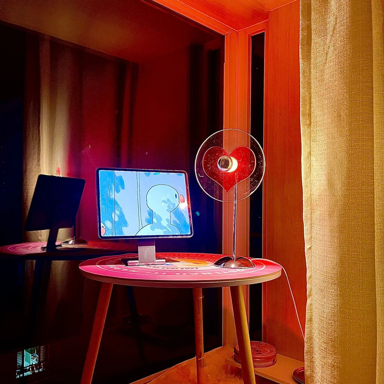 Heart Atmosphere Table Lamp – Charming Glow for Cozy Nights 6