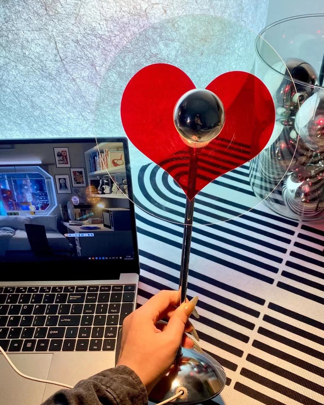 Heart Atmosphere Table Lamp – Charming Glow for Cozy Nights 8