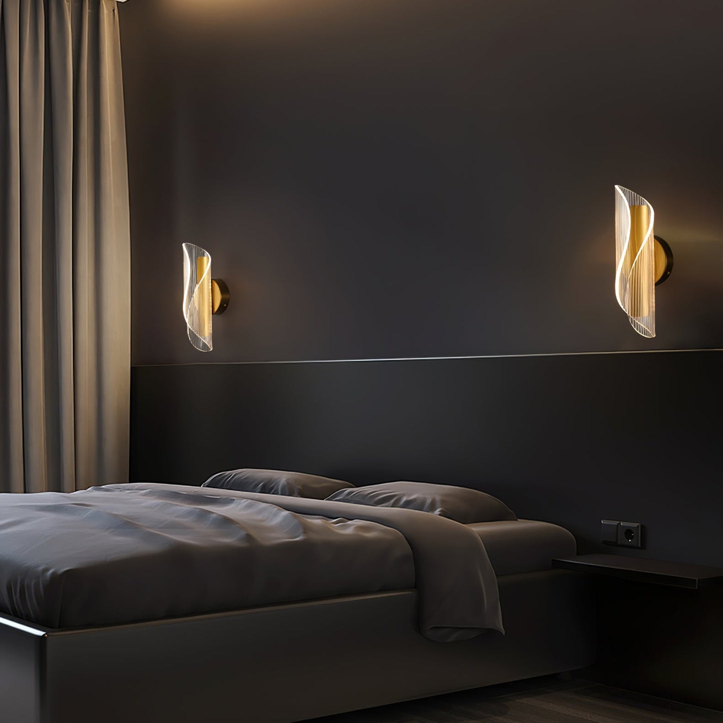 Hershal Luxe Wall Lamp – Stunning Crystal Design with Warm Glow 3