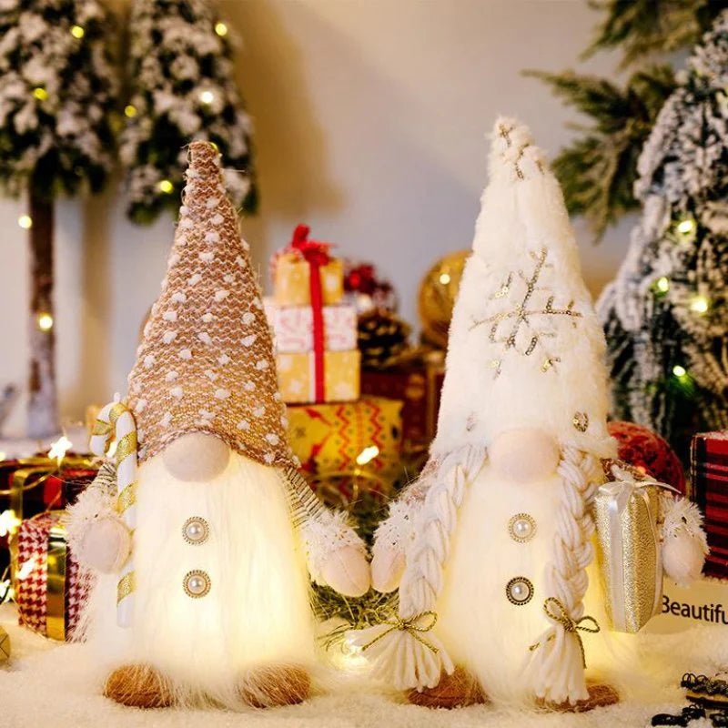 Illuminated Christmas Gnome Decoration – Charming Accent with Soft, Twinkling Lights 4