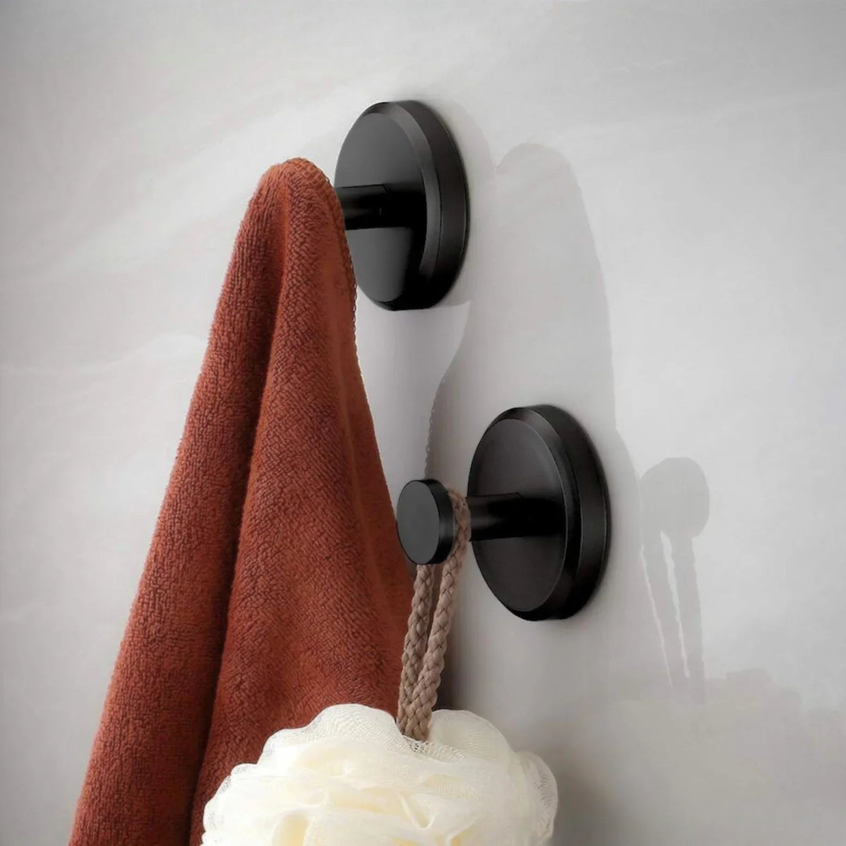 Increased Suction Wall Hooks 4-Pack – Effortless Organization with Modern Style 0