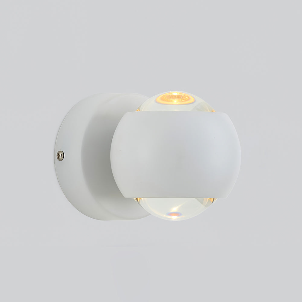 Io Vertical Wall Lamp – Minimalist Elegance with Versatile Illumination 10