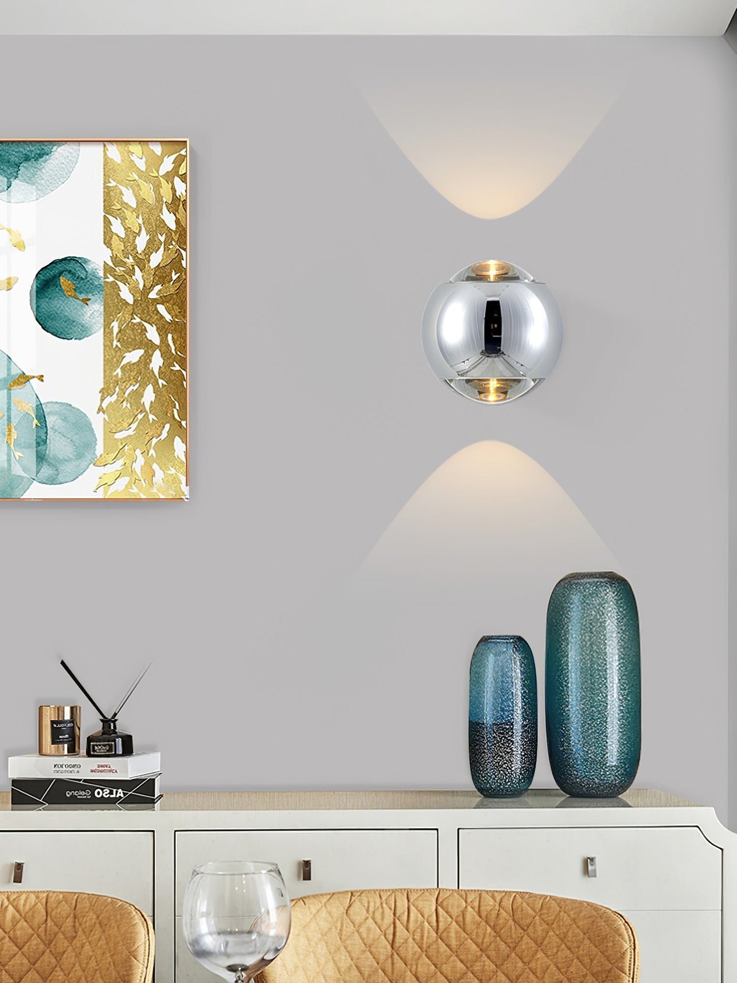 Io Vertical Wall Lamp – Minimalist Elegance with Versatile Illumination 7