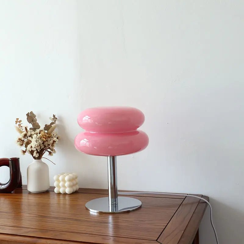 Italian Bauhaus Table Lamp – Stylish Illumination with Retro Appeal 4