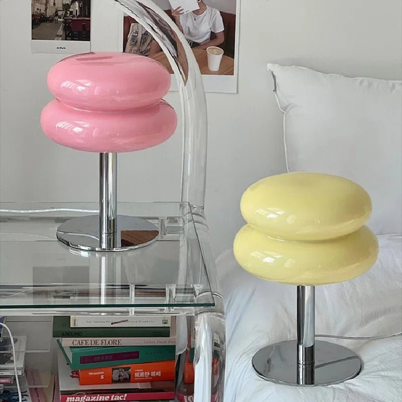Italian Bauhaus Table Lamp – Stylish Illumination with Retro Appeal 6