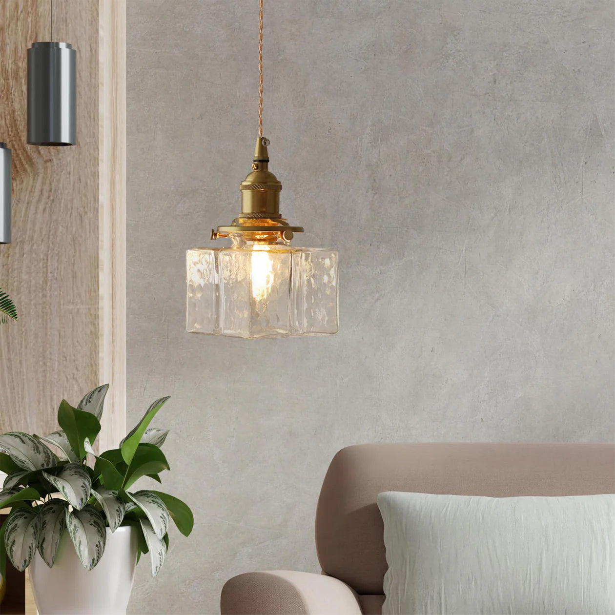 Jewel Glass Brass Pendant Light – Elegant Centerpiece for Modern Spaces 6