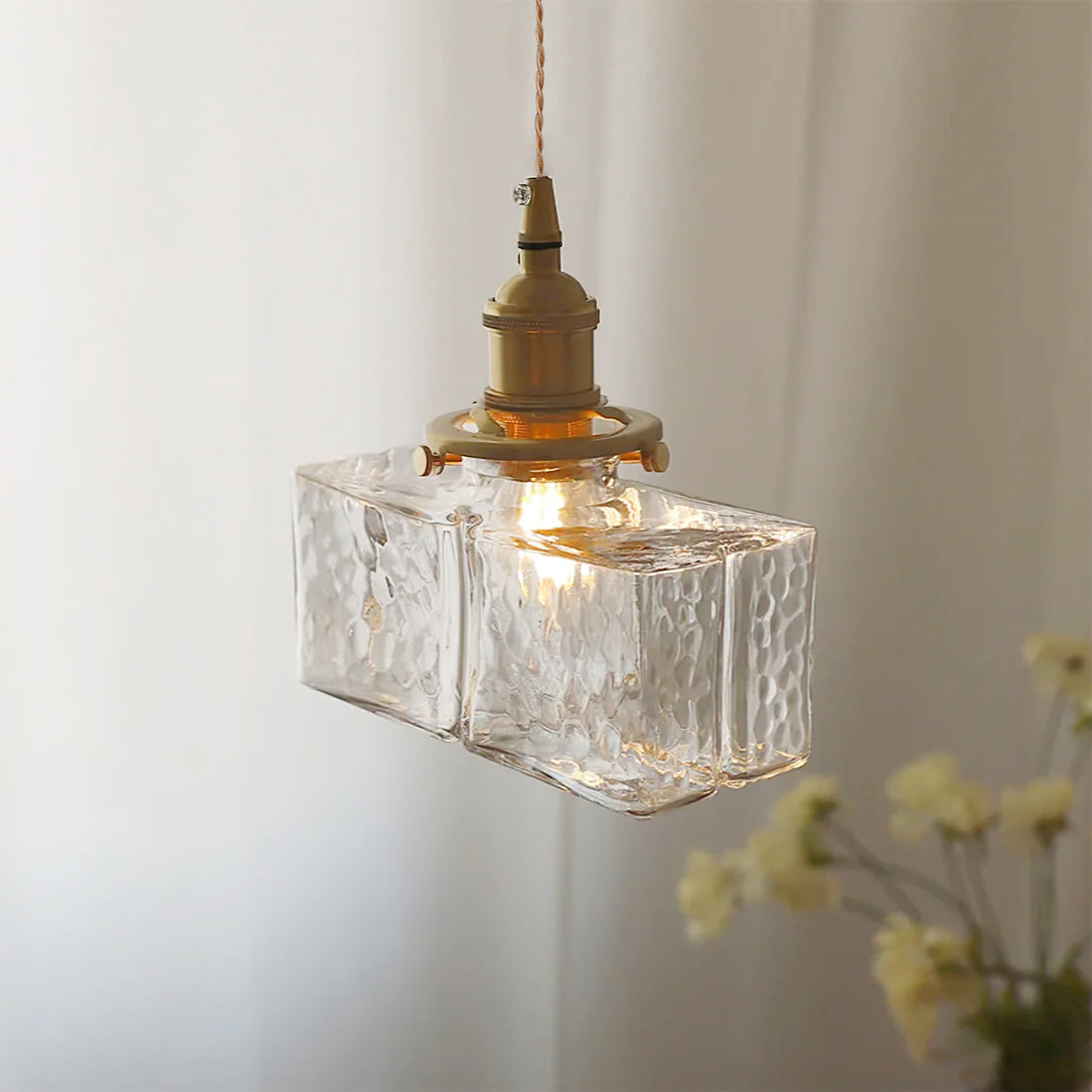 Jewel Glass Brass Pendant Light – Elegant Centerpiece for Modern Spaces 7