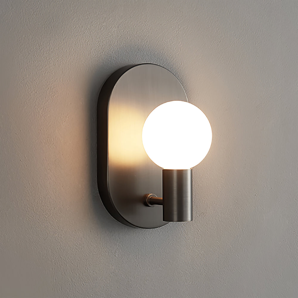 Kalux Wall Lamp Brass – Chic Illumination for Cozy Spaces 4