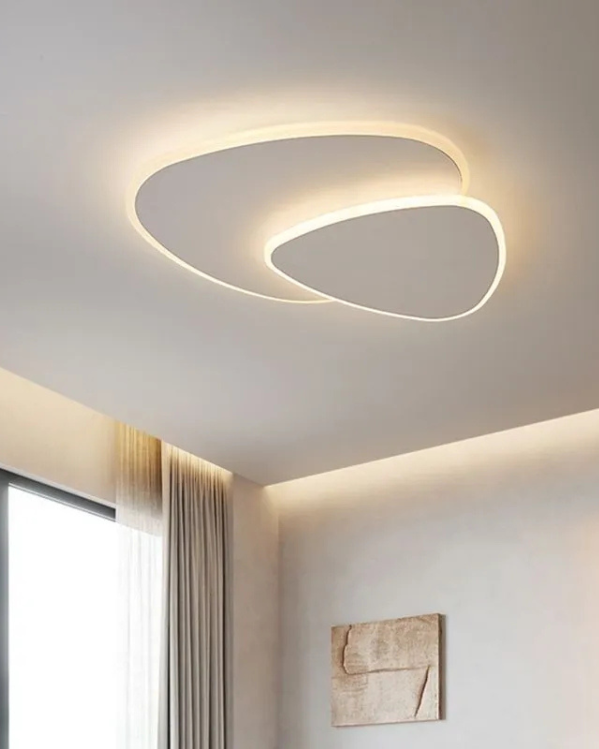 L'Éclipse Moderne Ceiling Lamp – Elegant Asymmetrical Design with Warm LED Light 1