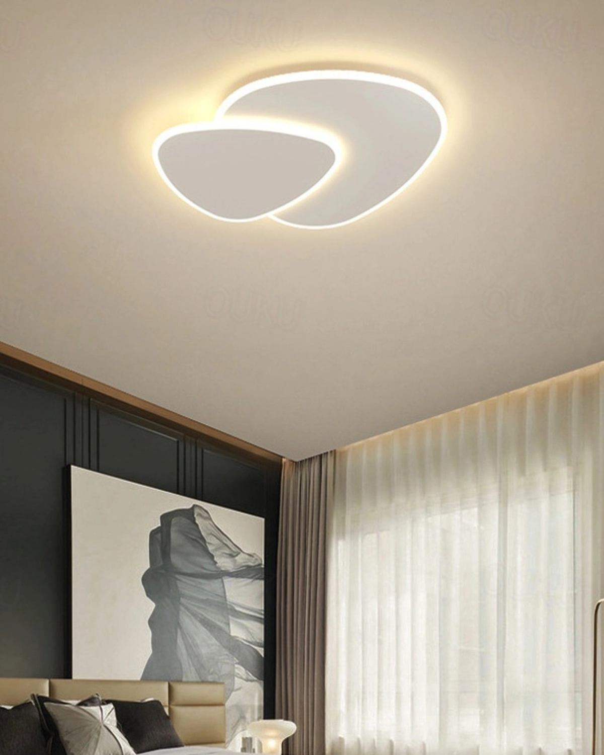 L'Éclipse Moderne Ceiling Lamp – Elegant Asymmetrical Design with Warm LED Light 7