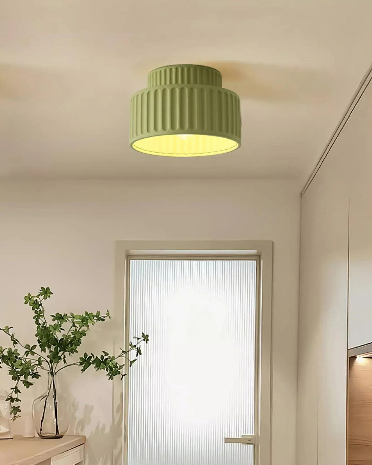 La Côte Flush Mount Ceiling Light – Elegant Design with Warm Ambiance 2