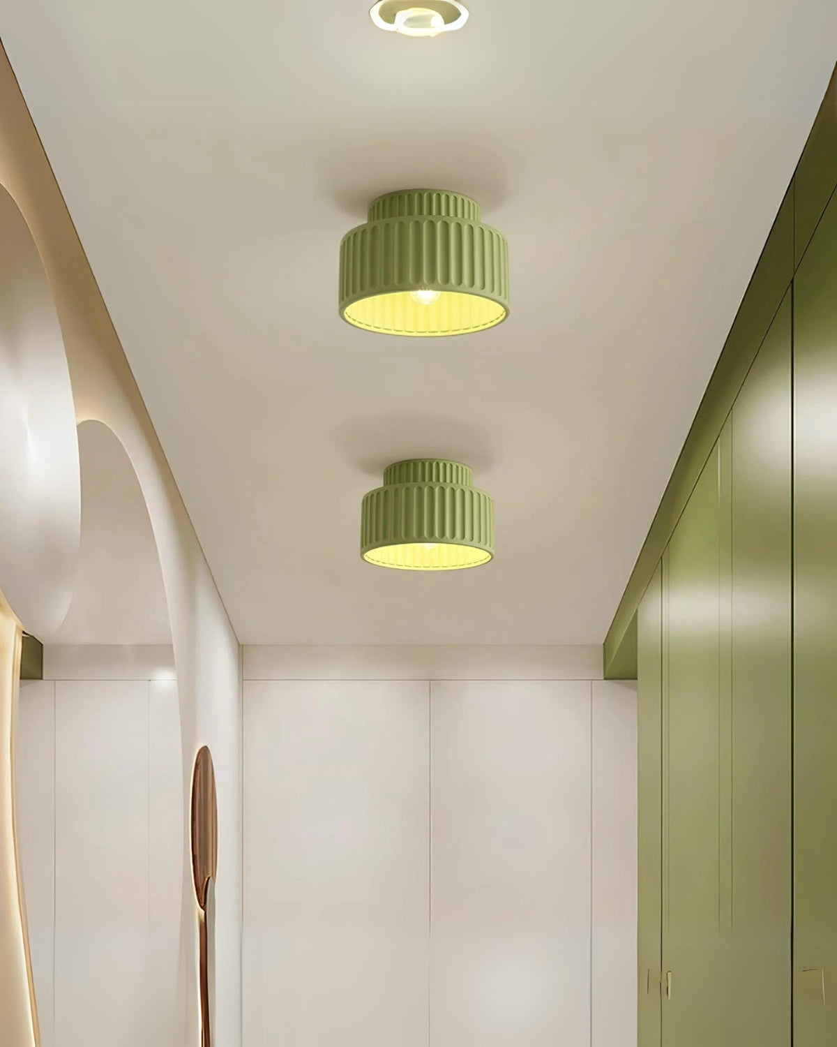 La Côte Flush Mount Ceiling Light – Elegant Design with Warm Ambiance 5